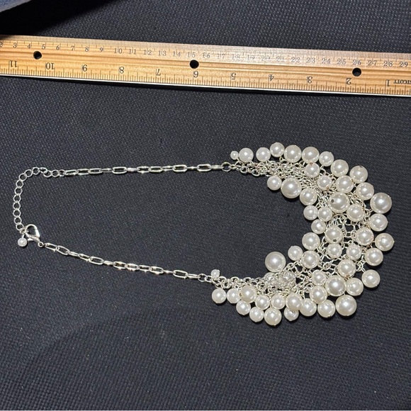 Vintage Layered Faux Pearl Bib Style Necklace Women’s Silver Pearls Statement - Picture 15 of 15